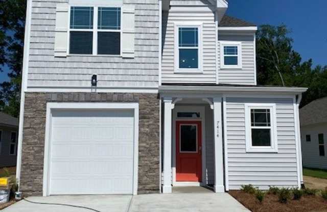 Brand new 3 bedroom 2.5 bath home in Leland photos photos