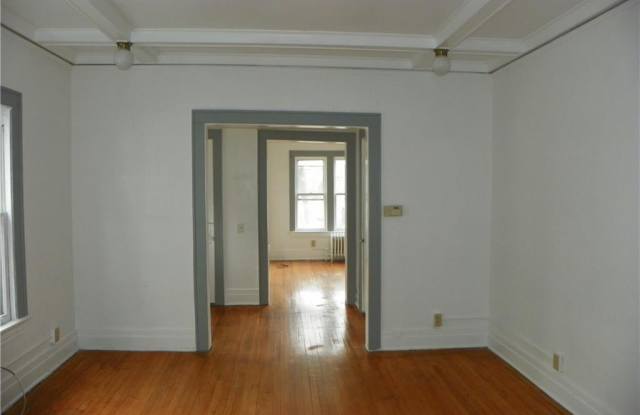 124 Shepard Street Gallery 2