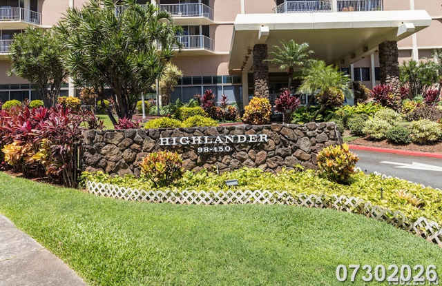 Renovated 1-Bedroom at The Highlander — Split AC, In-Unit Laundry, Pool & Gym Access Gallery 3