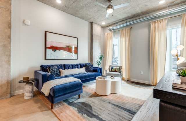 2800 Taylor Gallery 4