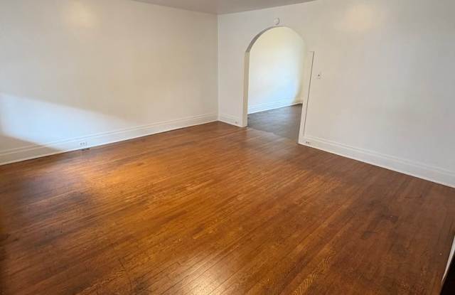 3-Bedroom Home in Harrisburg! Gallery 4