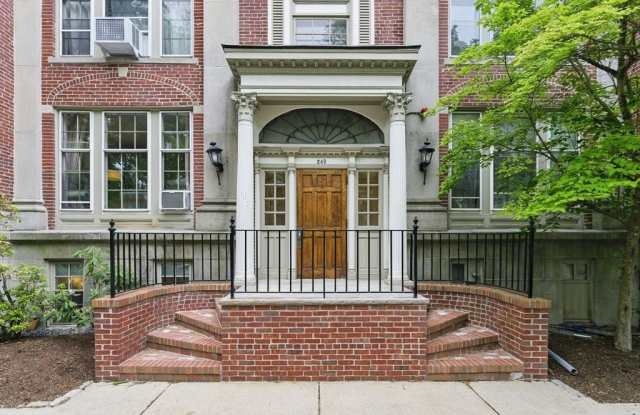 240 Brattle St photos photos