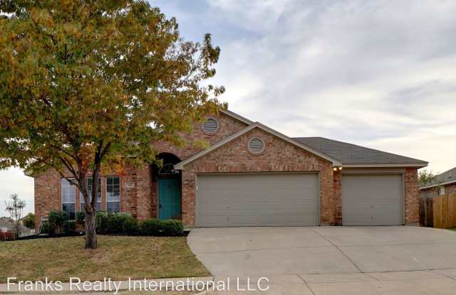 601 Mcneill Lane - 601 Mcneill Ln, Saginaw, TX 76179