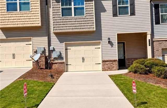 348 Turtle Creek Drive Gallery 1