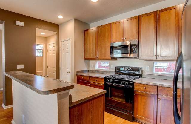 2257 Verbena St Gallery 4