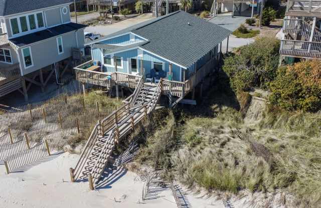 OFF SEASON Oceanfront & Pet Friendly Rental- Mid October 2026- Mid March 2027 - 3 Month Minimum Required Gallery 1