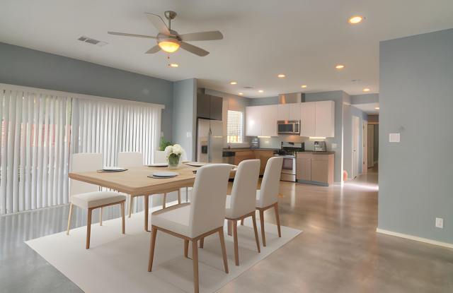 UT PRE-LEASE: Newly Constructed in 2014: 6 bed / 4 bath, North Campus, Parking, Wood Floors, W/D photos photos