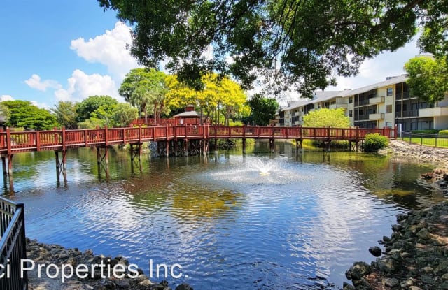 600 Neapolitan Way #230 - 600 Neapolitan Way, Naples, FL 34103