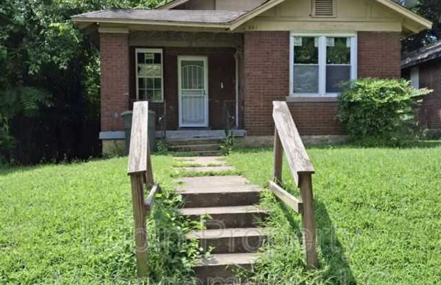 831 Kerr Ave photos photos