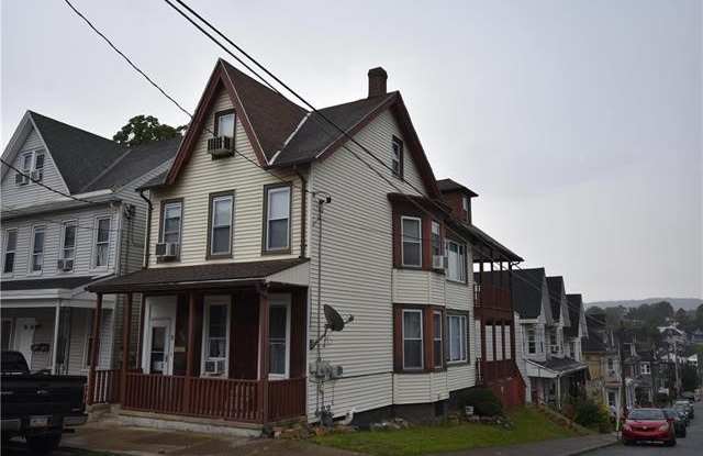 730 Bushkill Street - 730 Bushkill Street, Easton, PA 18042