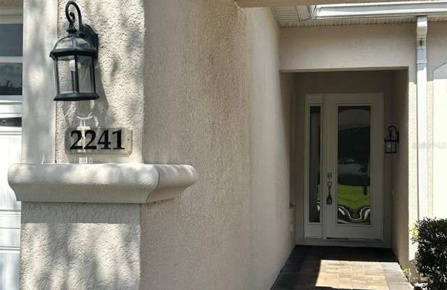 2241 PAINTER Lane Gallery 2