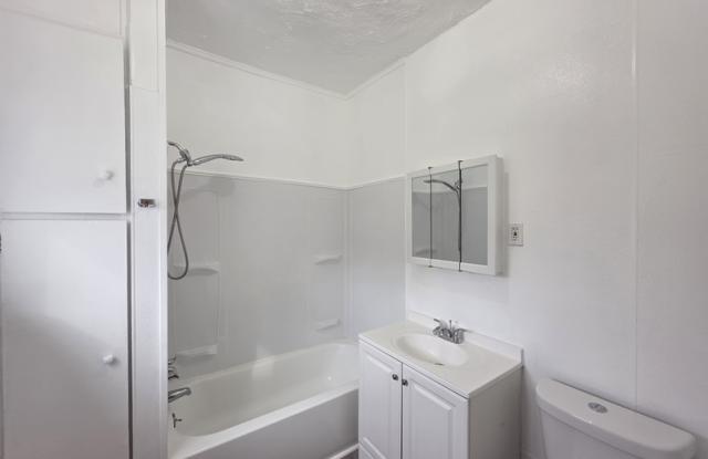 2771 Monroe Avenue Gallery 4
