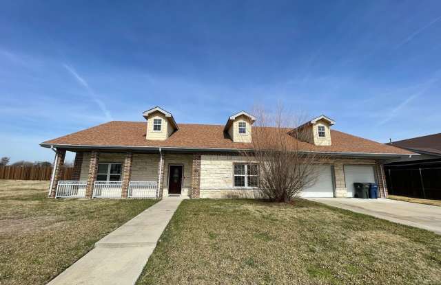 Beautiful Four Bedroom Home in Garland! - 4805 Kelso Lane, Garland, TX 75043