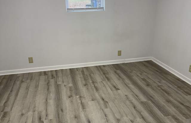 2016 Clyde St - 2016 Clyde Street, Statesville, NC 28677