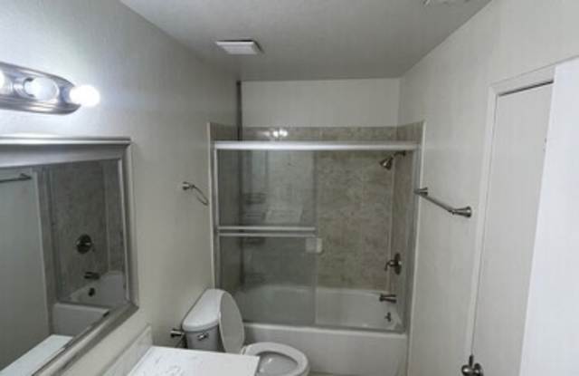 3021 Lillard Dr Gallery 2