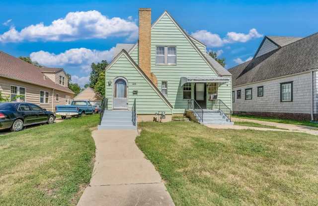 628 Broadview photos photos