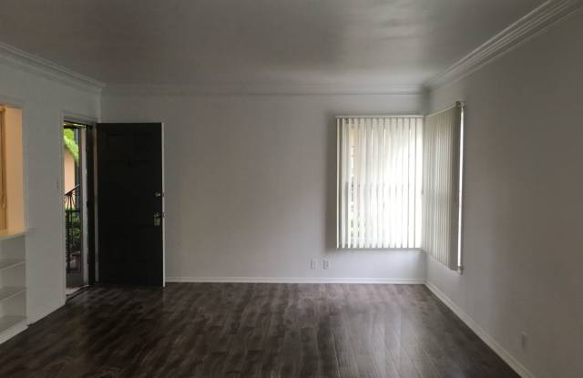 820-830½ S. Serrano Ave. photos photos