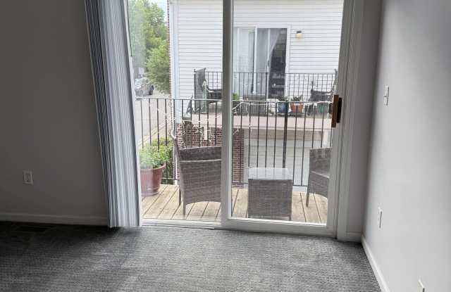 332 South Roessler Street - 1 Gallery 4