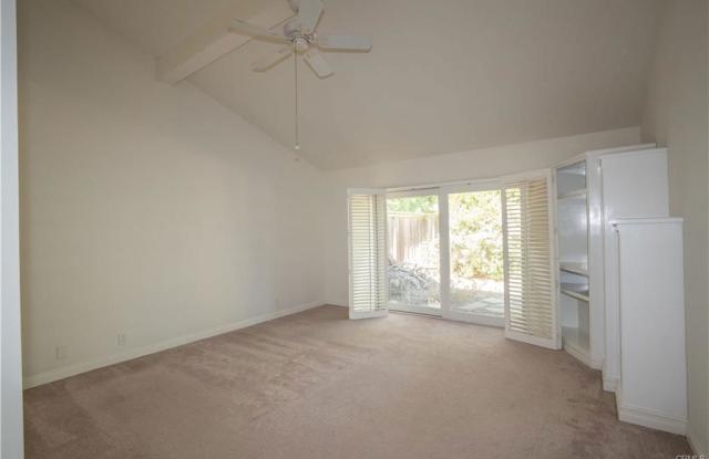 15 Rippling Stream - 15 Rippling Stream, Irvine, CA 92603