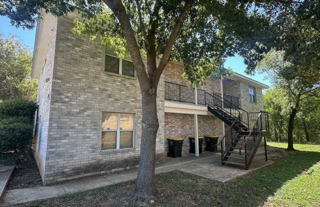 501 Dukeway Gallery 1