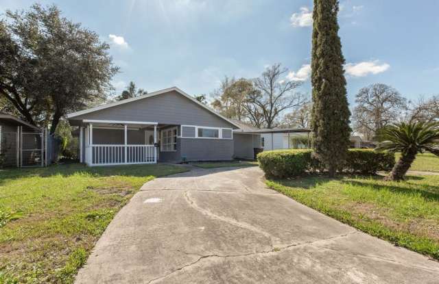 5322 Newkirk Lane Gallery 2