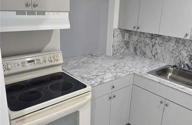 11150 SW 196th St photos photos