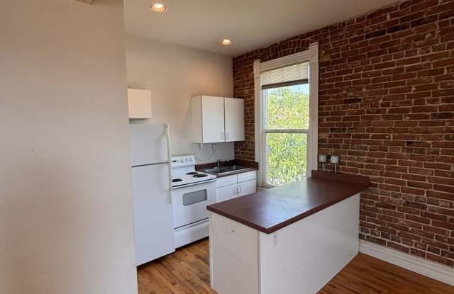 Charming Downtown Hotchkiss Apartment – Water, Sewer, & Trash Included! Gallery 4