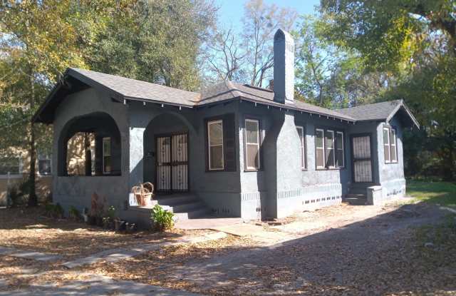 340 Golfair Blvd photos photos