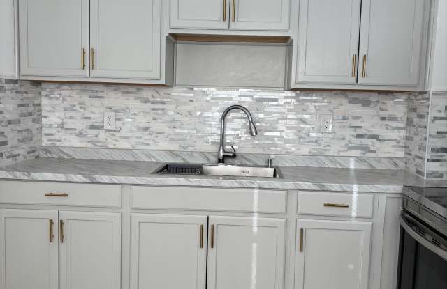 3519 West Rogers Avenue photos photos