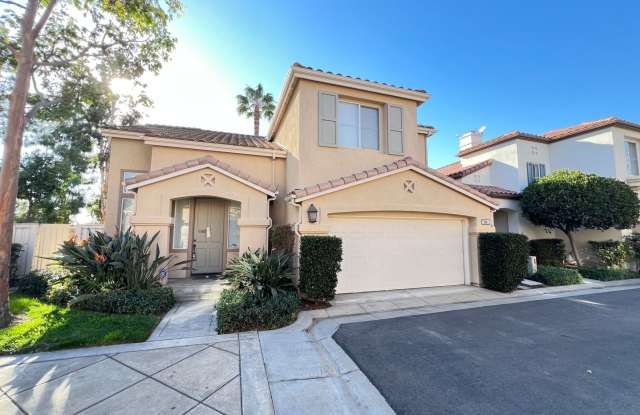 Charming Tustin Ranch Home in Gated Community on Golf Course! photos photos