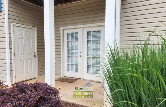 3/2 Condo in Great Greenville Location! photos photos
