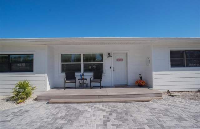 929 LANTANA Avenue Gallery 2