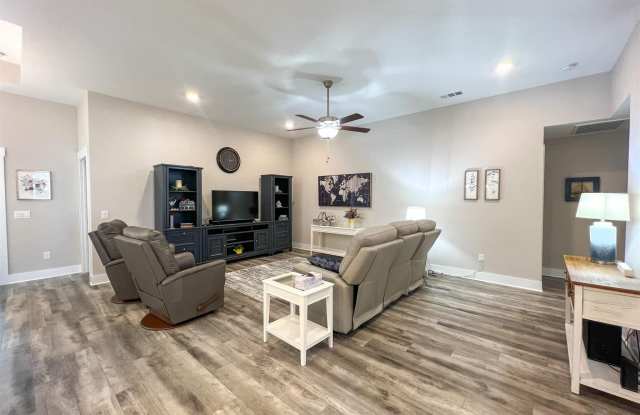 5686 Dunridge Dr Gallery 2