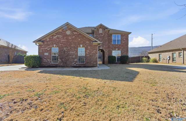 7518 Parktrace Lane SE photos photos