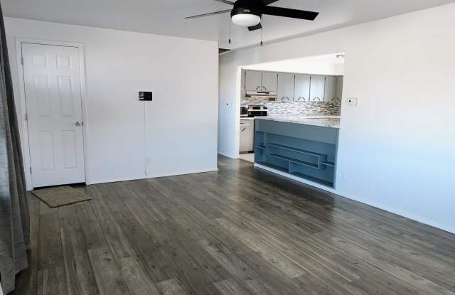 25618 Everett Road Gallery 4