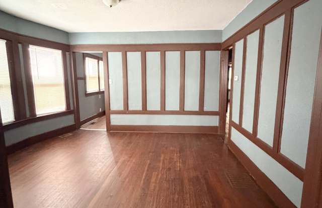 4114 West Euclid Street Gallery 3