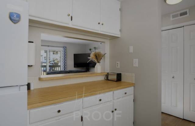892 S Ridge Ct Gallery 2