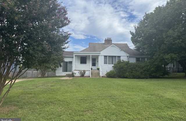 6528 CHESTERFIELD Avenue Gallery 2