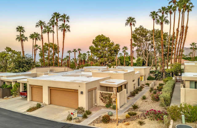 48594 Oakwood Way - 48594 Oakwood Way, Palm Desert, CA 92260 48594 Oakwood Way - 48594 Oakwood Way, Palm Desert, CA 92260