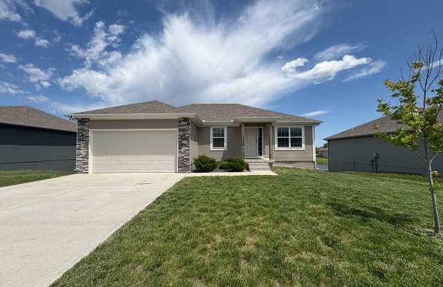 Gorgeous 5 bedroom home in Belton, MO photos photos