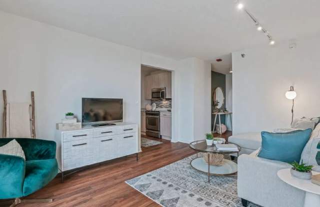 511 N Kingsbury St photos photos 511 N Kingsbury St photos photos