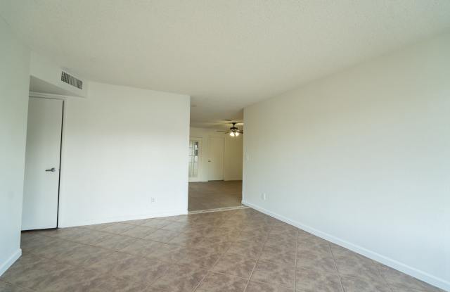 3642 West Carla Vista Drive Gallery 2
