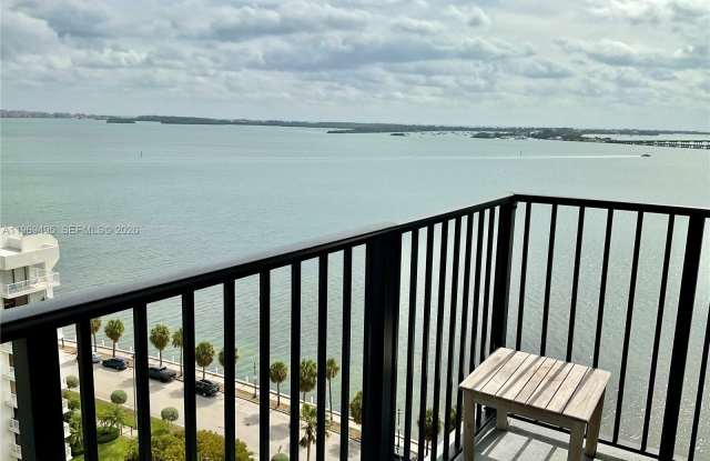 1450 Brickell Bay Dr photos photos