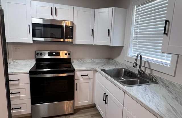 611 ADAIR photos photos