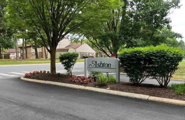 102 STONEHURST CT photos photos