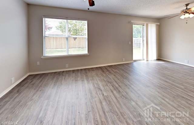 8504 Tallahassee Lane Gallery 3
