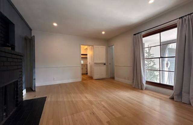 3021 West Clark Avenue photos photos