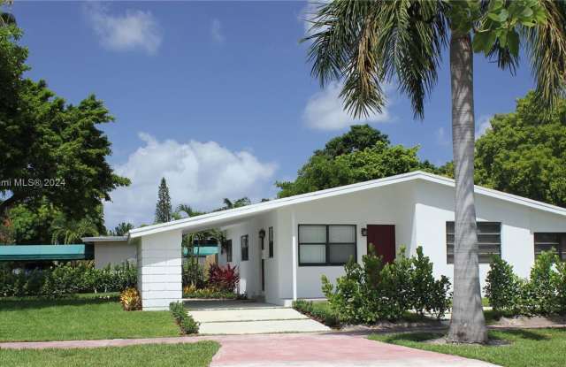 1420 Biarritz Drive photos photos