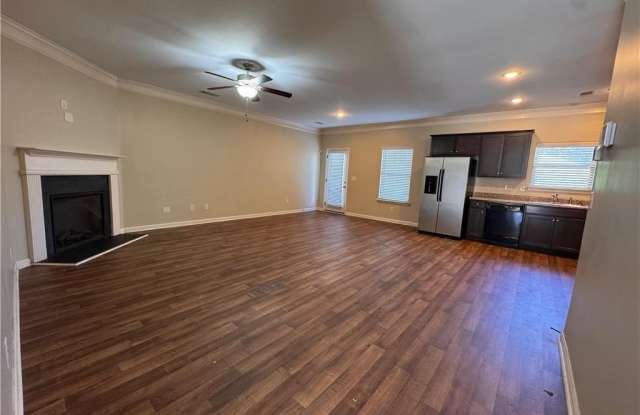 348 Turtle Creek Drive Gallery 3