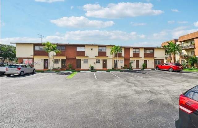 20 SW 108th Ave photos photos